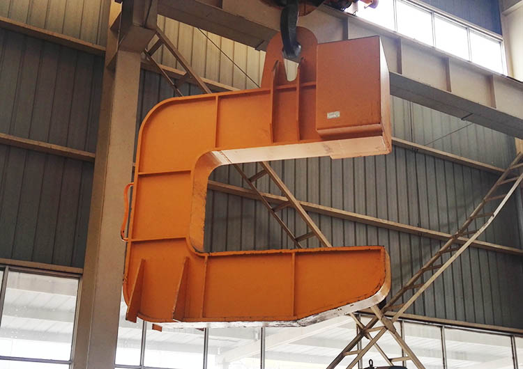Crane C-Hooks