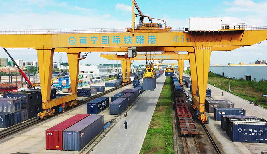 container gantry cranes